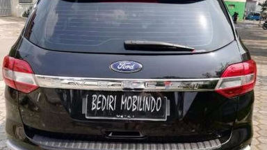 2015 Ford New Everest 2.5 L LIMITED - SIAP PAKAI (s-5) 2015 Ford New Everest 2.5 L LIMITED - SIAP PAKAI (s-5)