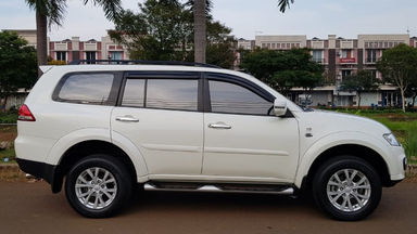 2014 Mitsubishi Pajero Sport V6 Bensin - record Mitsubshi (s-5) 2014 Mitsubishi Pajero Sport V6 Bensin - record Mitsubshi (s-5)