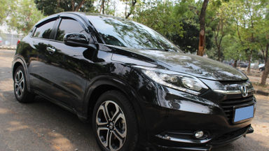 2017 Honda HR-V PRESTIGE AT - Tangan Pertama 2017 Honda HR-V PRESTIGE AT - Tangan Pertama
