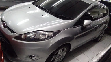 2012 Ford C-Max S Limited - Barang Bagus Siap Pakai (s-0) 2012 Ford C-Max S Limited - Barang Bagus Siap Pakai (s-0)