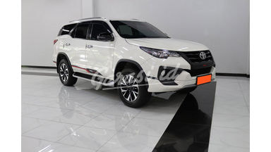 2018 Toyota Fortuner VRZ TRD 2018 Toyota Fortuner VRZ TRD