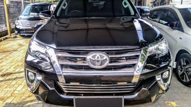 2018 Toyota Fortuner VRZ - Mobil Pilihan (s-1) 2018 Toyota Fortuner VRZ - Mobil Pilihan (s-1)