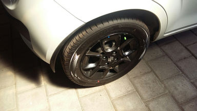 2013 Suzuki Ignis 1.2 - Barang Istimewa (s-5) 2013 Suzuki Ignis 1.2 - Barang Istimewa (s-5)