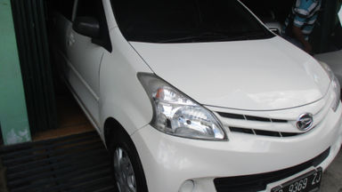 2012 Daihatsu Xenia X - Istimewa Seperti Baru (s-1) 2012 Daihatsu Xenia X - Istimewa Seperti Baru (s-1)