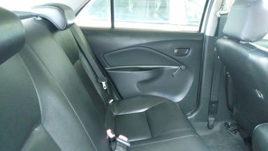 2012 Toyota Limo - Barang Cakep (s-2) 2012 Toyota Limo - Barang Cakep (s-2)