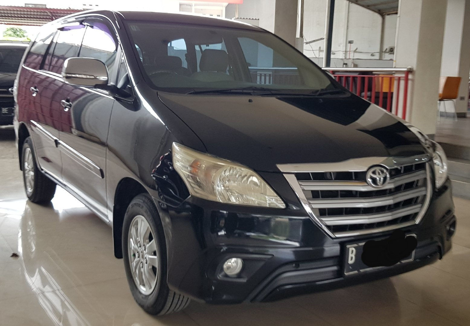 2014 Toyota Kijang Innova G 2014 Toyota Kijang Innova G