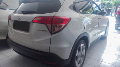 2015 Honda HR-V E - Mobil Pilihan (s-2) 2015 Honda HR-V E - Mobil Pilihan (s-2)