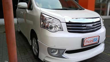 2013 Toyota Nav1 V 2.0 AT - Barang Istimewa Dan Harga Menarik 2013 Toyota Nav1 V 2.0 AT - Barang Istimewa Dan Harga Menarik