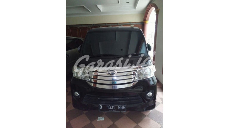 Jual Mobil Bekas 2014 Daihatsu Luxio X Kota Tangerang