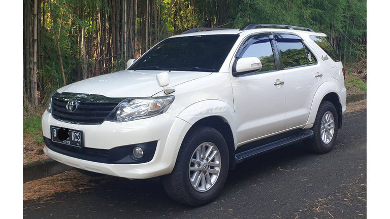 Jual Mobil Bekas 2010 Toyota Fortuner V 4x4 Kota Bekasi 00tj865 - Garasi.id