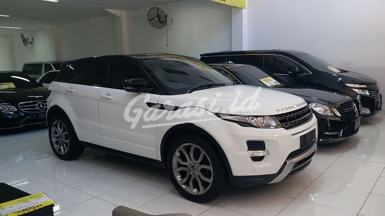Jual Mobil Bekas 2012 Land Rover Range Rover Evoque Dynamic Luxury Surabaya 00ay635 Garasi Id