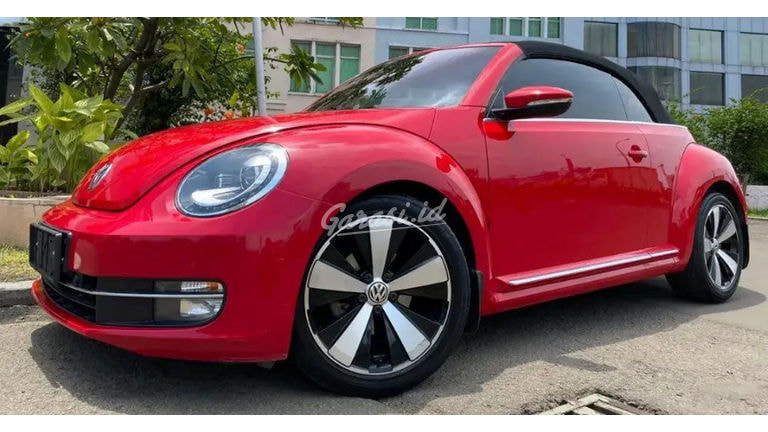 Jual Mobil Volkswagen Beetle 2015 1 4 Tsi 1 4 Di Dki Jakarta Automatic Kuning Rp 890 000 000 2259777 Mobil123 Com