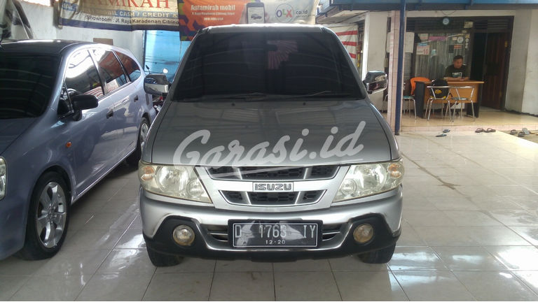 Jual Mobil Bekas 2005 Isuzu Panther Lm Kota Bogor 00ai554 Garasi Id