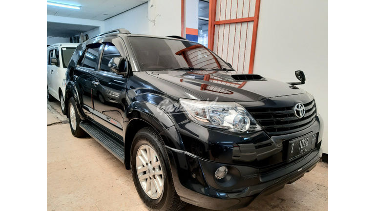 Jual Mobil Bekas 2013 Toyota Fortuner Trd Vnt Kota Mojokerto 00ru809 Garasi Id