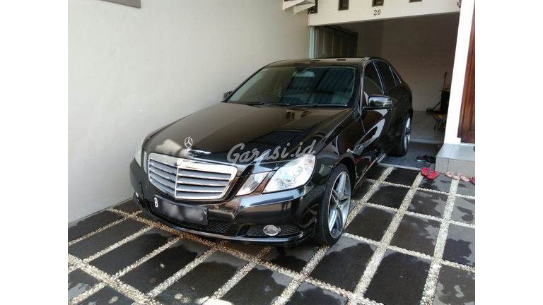 Jual Mobil Bekas 2010 Mercedes Benz E Class E200 Cgi Kota Bandung 00ci464 Garasi Id