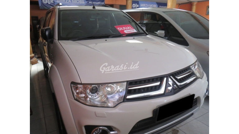 Jual Mobil Bekas 2014 Mitsubishi Pajero Sport Dakar Jakarta Timur