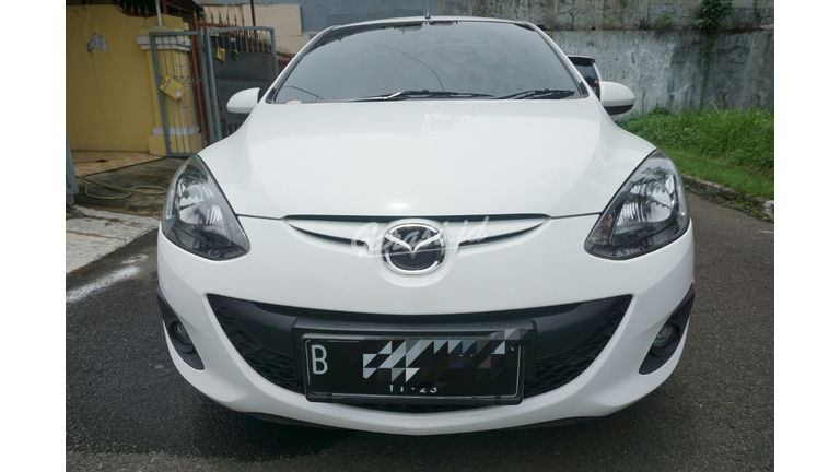 Jual Mobil Bekas 13 Mazda 2 V Jakarta Barat 00e0732 Garasi Id