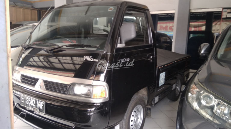 Jual Mobil Bekas 2015 Mitsubishi Colt T 120 Ss Pick Up Kabupaten Cirebon 00fg273 Garasi Id