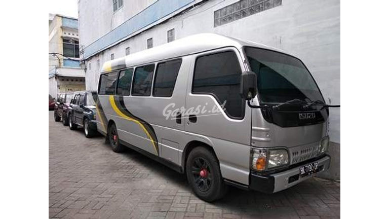 Jual Mobil Bekas 2014 Isuzu Elf Minibus Long Medan 00ma551 Garasi Id