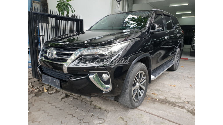 Jual Mobil Bekas 2016 Toyota Fortuner Vrz Surabaya 00dj566 Garasi Id