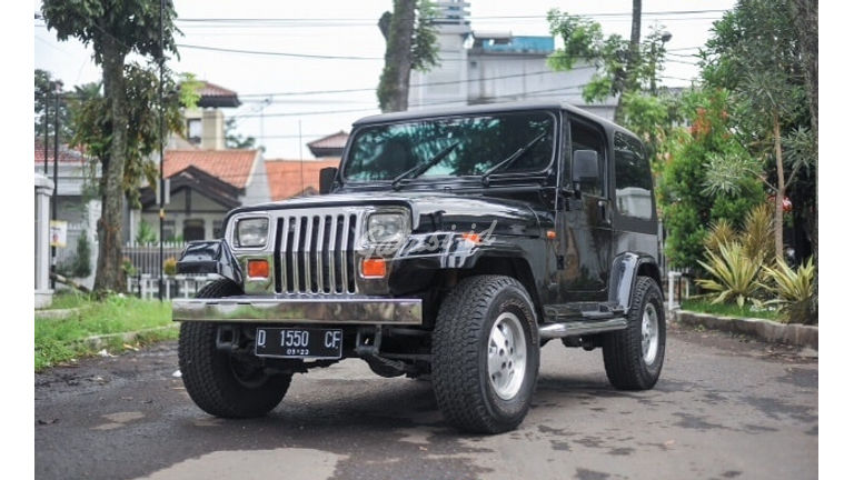 Jual Mobil Bekas 1997 Jeep Wrangler 4x4 Kota Bandung 00de821 Garasi Id
