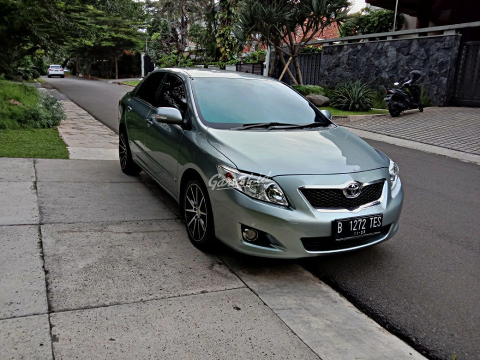 Jual Mobil Bekas  2010 Toyota Corolla Altis  g Jakarta 