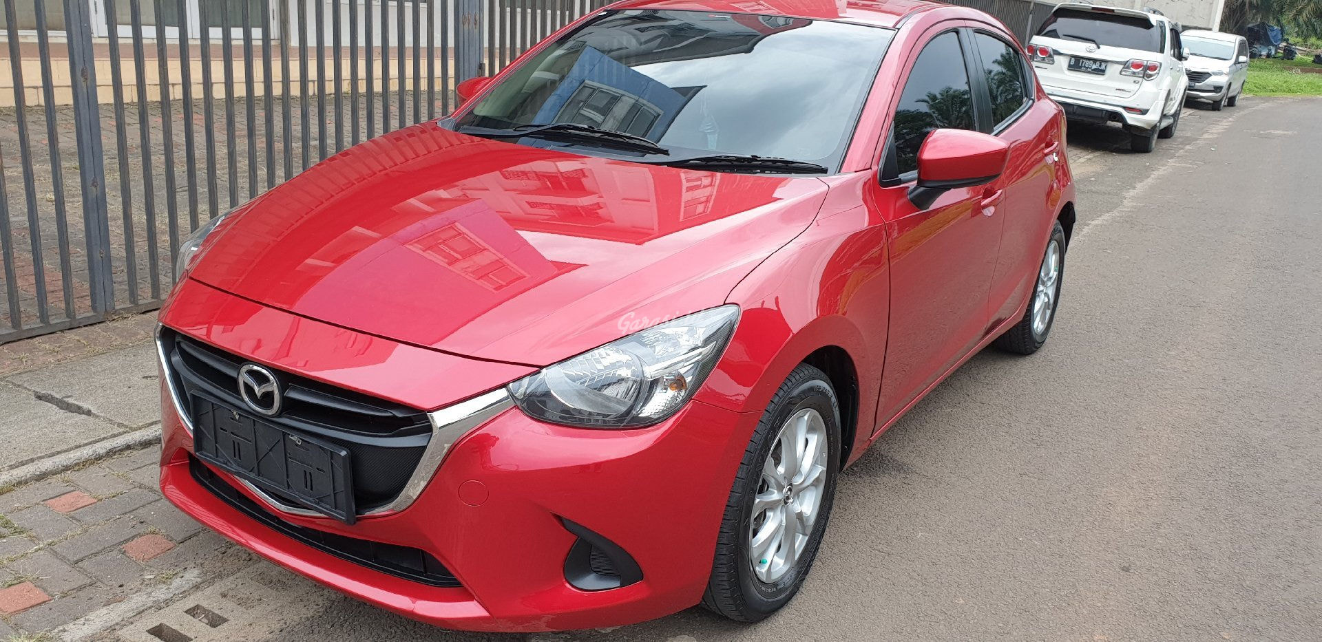 Jual Mobil Bekas  2022 Mazda 2  skyactiv Tangerang Selatan 