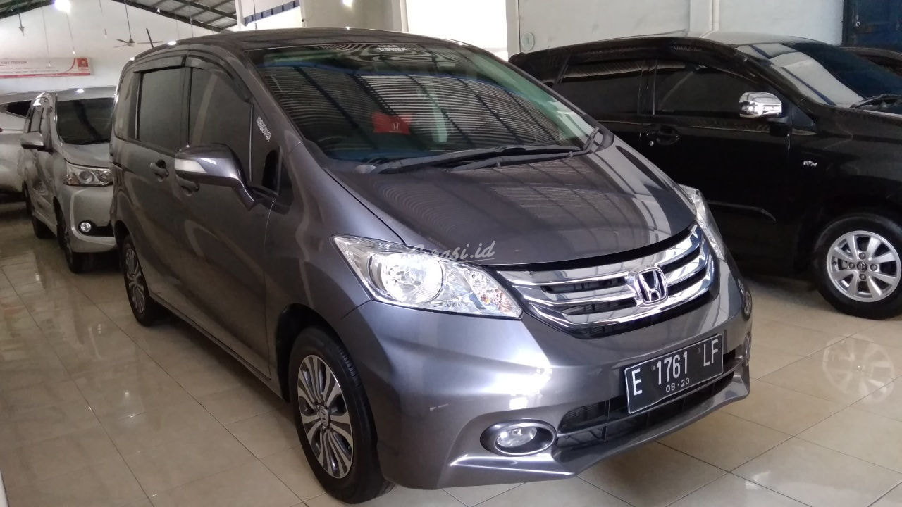 Jual Mobil Bekas 2015 Honda Freed PSD Kabupaten Cirebon 00jr603 - Garasi.id