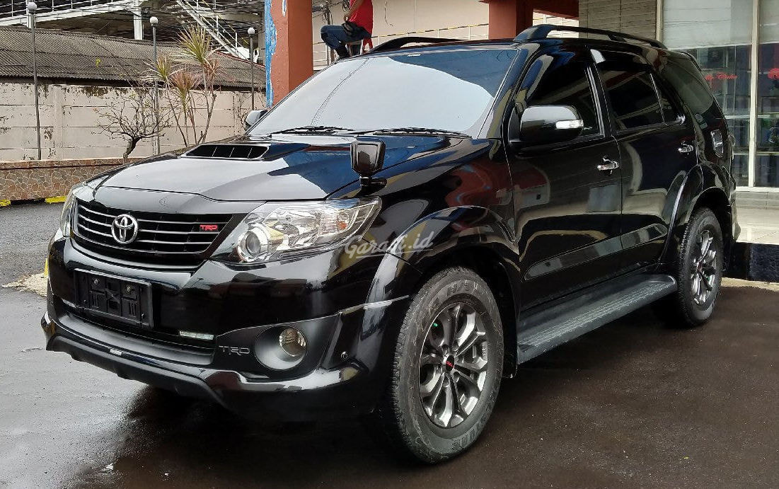 Jual Mobil Bekas 2014 Toyota Fortuner  G VNT  TRD Purwakarta 