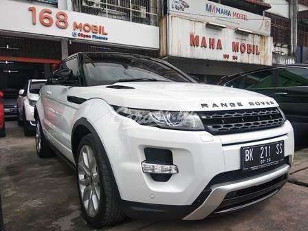 Jual Mobil Bekas 2015 Land Rover Range Rover Evoque At Medan 00jw057 Garasi Id