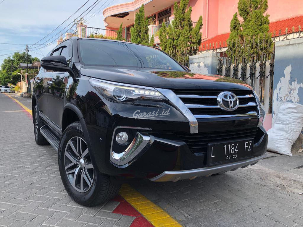  Jual  Mobil Bekas  2022 Toyota Fortuner  vrz  Surabaya  00ry525 