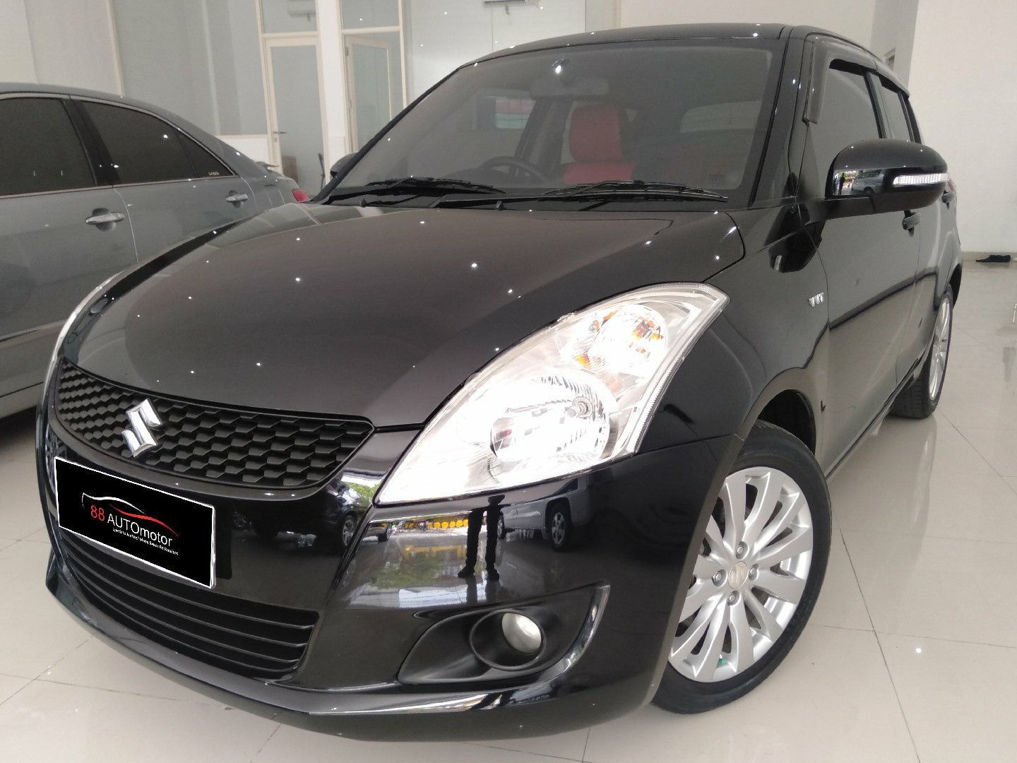 Jual Mobil Bekas  2022 Suzuki  Swift  GX Surabaya  00ru538 