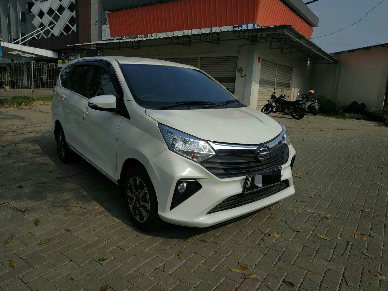 Jual Mobil Bekas 2020 Daihatsu Sigra R Jakarta Barat 00tm359 - Garasi.id
