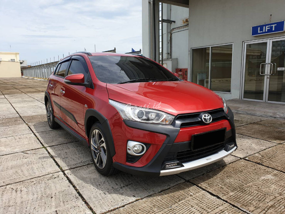 Jual Mobil  Bekas  2021 Toyota Yaris  TRD Heykers Jakarta  