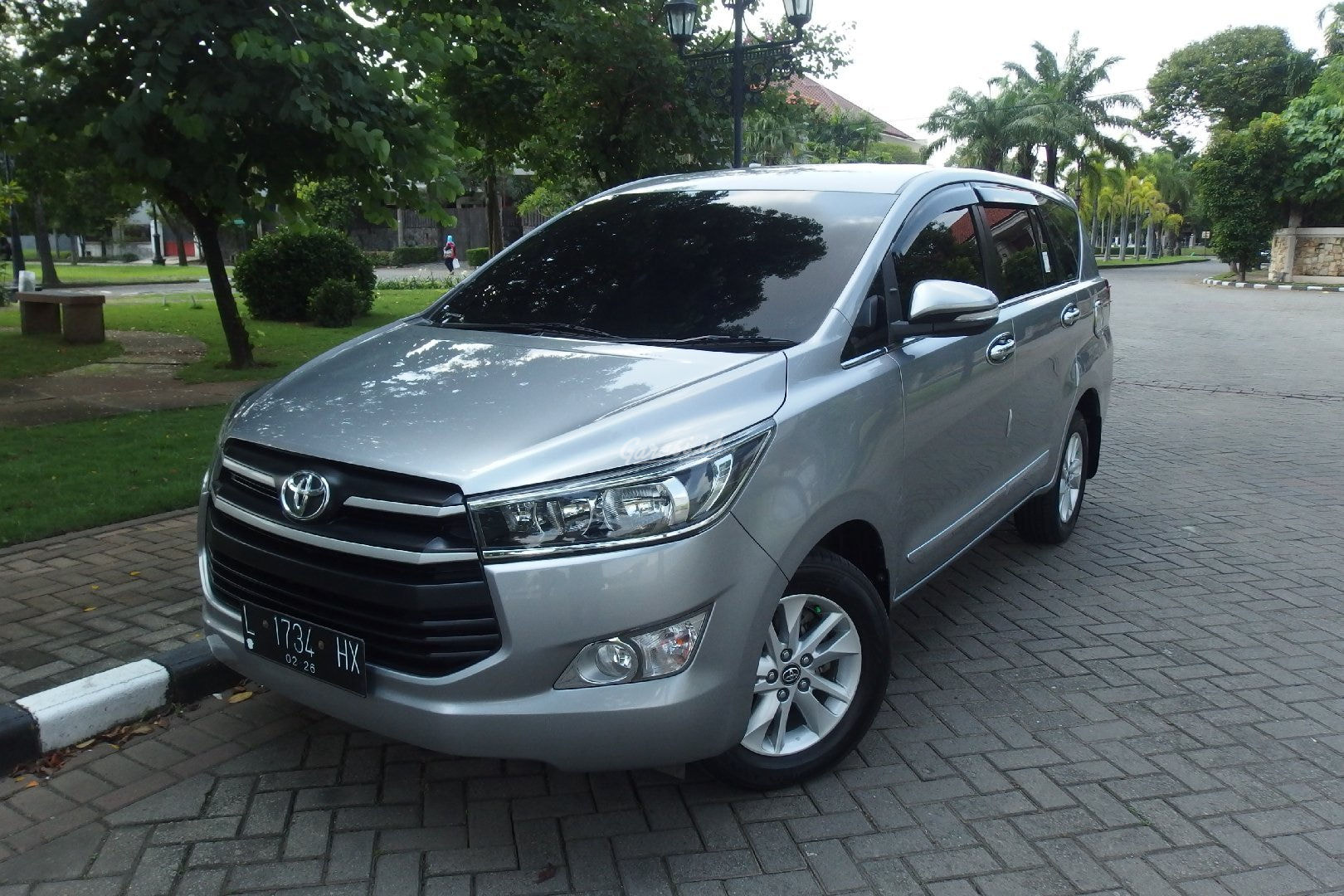 Jual Mobil Bekas 2022 Toyota Kijang Innova  G Surabaya  