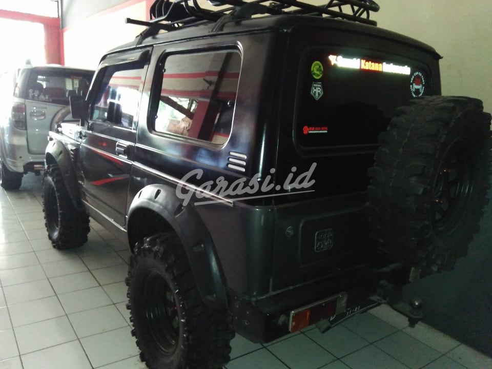 Jual Mobil Bekas 1990 Suzuki Katana Jimny 4x4 Karawang 00bf947 Garasi Id