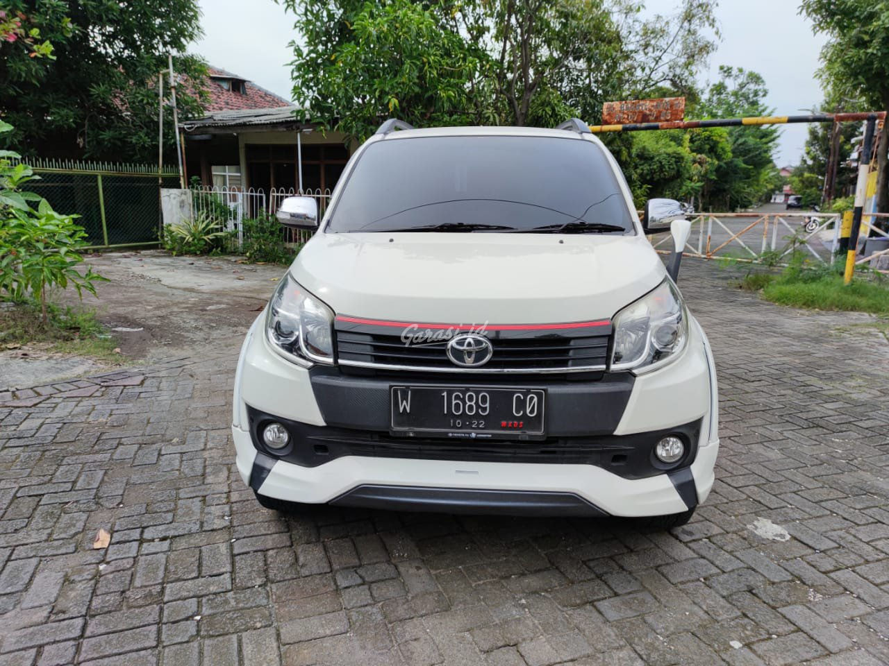 Jual Mobil Bekas 2017 Toyota Rush TRD ULTIMO Surabaya 