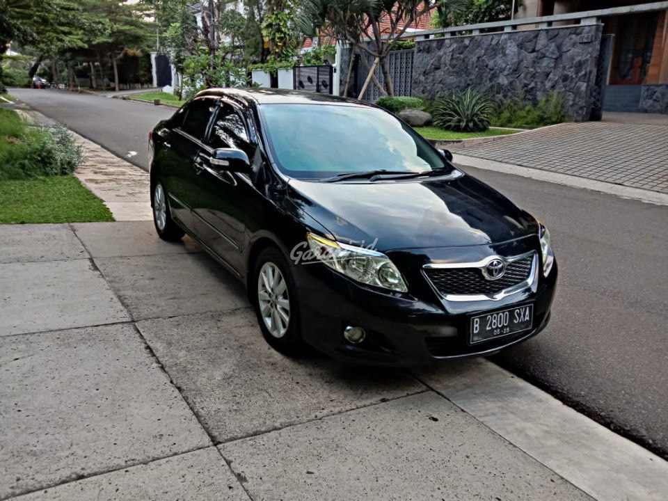 Jual Mobil Bekas  2010 Toyota Corolla Altis  V Jakarta 