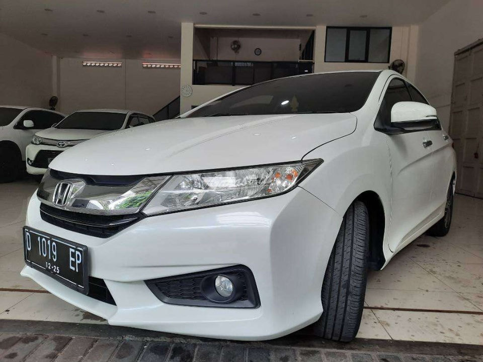 Jual Mobil Bekas 2015 Honda City E CVT Kota Bandung 