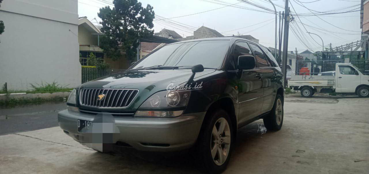  Jual  Mobil Bekas 2000 Toyota  Harrier  suv Kota Bandung  