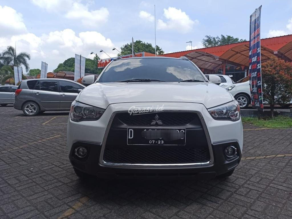 Jual Mobil Bekas  2013 Mitsubishi Outlander  px Kota Bandung  