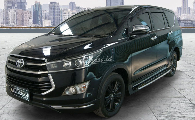 Jual Mobil Bekas  2022 Toyota Kijang Innova  Venturer  