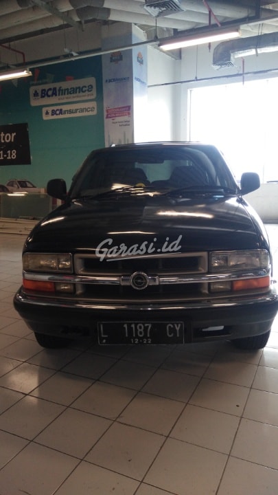  Jual Mobil Bekas 1999 Opel Blazer by Chevrolet DOHC 2 2 